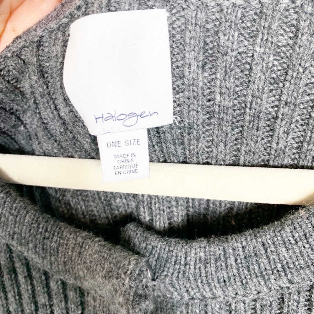 Long Ribbed Gray Vest - Picture 6 of 8